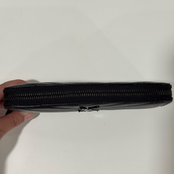 Yves Saint Laurent Black Key & Card Holder - Picture 5 of 5